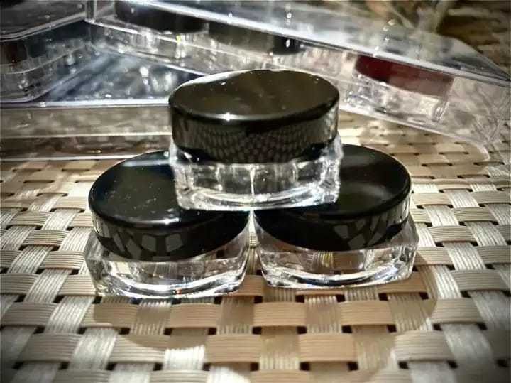 Calligraphy%20Ink%20Pot%20Jar%201%20Set-12Pcs%20Black%20Jars%20/%20Box%20Organizers%20Containers%20Calligraphy%20Ink%20Pot%20Containers%20/%20Empty%20Plastic%20Containers%20/%20Ink%20Pot%20for%20Calligraphy%20-%20Image%205