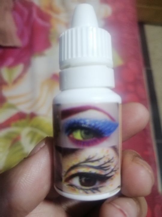 Eyeshadow%20Glue%20for%20Dust%20Glitter%20-%20Image%204