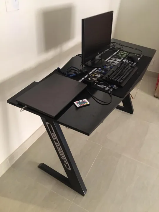 High%20Quality%20DX%20DAGGER%20Gaming%20Table%2060%20inches%20(%205ft%20Length)%20-%20Computer%20Laptop%20Table%20-%20PC%20Table-%20RGB%20Lights%20Installed%20-%20Headphones%20Holder%20and%20Wire%20Management%20System%20-%20Gaming%20Design%20-%20Image%206