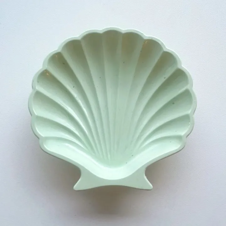 Jesmonite%20Clam%20Sea%20Shell%20trinket%20dish%20for%20jewellery%20storage%20and%20decorative%20made%20of%20cement%20and%20concrete%20-%20Image%204