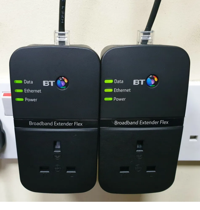 BT Broadband Extender Flex 500 extends internet / broadband Powerline Adapters (Set of 02)