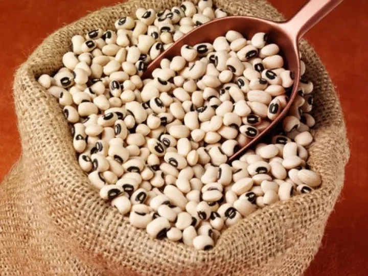 "Premium%20White%20Lobia%20%E2%80%93%20Nutritious%20&%20Delicious%20Beans"%7C%20SAFAID%20LOBIA%7C%20BLACK%20EYED%20BEANS%20%7C%20WHITE%20KIDNEY%20BEANS%20%7C%20COW%20PEAS%20%7C%20FIELD%20PEAS%20%7C%20CHAWLI%20%7C%20500GM%20-%20Image%203