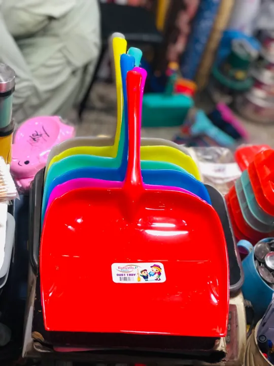 Dustpan%20-%20Dust%20Helper%20-%20Dust%20Cleaner%20-%20Bailcha%20Khurpi%20%20Patt%20Supri%20Pure%20plastic%20-%20Image%204