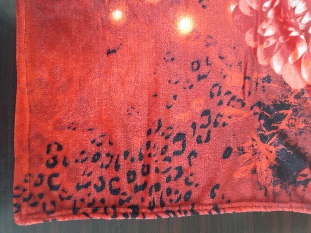 Double%20Bed%20Fleece%20Blankets%20mix%20color%20mix%20design%20-%20Image%206