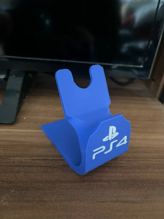 PS4%20Single%20Controller%20Stand%20%E2%80%93%20Compact%20Gaming%20Controller%20Holder%20&%20Organizer%20%7C%20Sleek%20Desk%20&%20Entertainment%20Setup%20Accessory%20for%20PlayStation%204%20Gamepads%20-%20Image%203