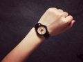 Stainless Steel Quartz Wirst watch For Girls & women With Out Box. 