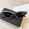 Vintage Luxury Crystal Diamond Sunglasses Women Brand Designer Black Pink Frame Cat Eye Sun Glasses Bling Bling Eyewear. 