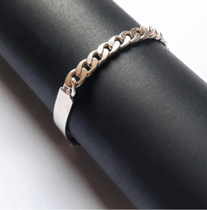 Silver%20Bracelet%20for%20boys%20and%20men,%20stainless,%20High-Quality%20Bracelet%20for%20boys%20stylish%20chain%20for%20hand.%20-%20Image%208