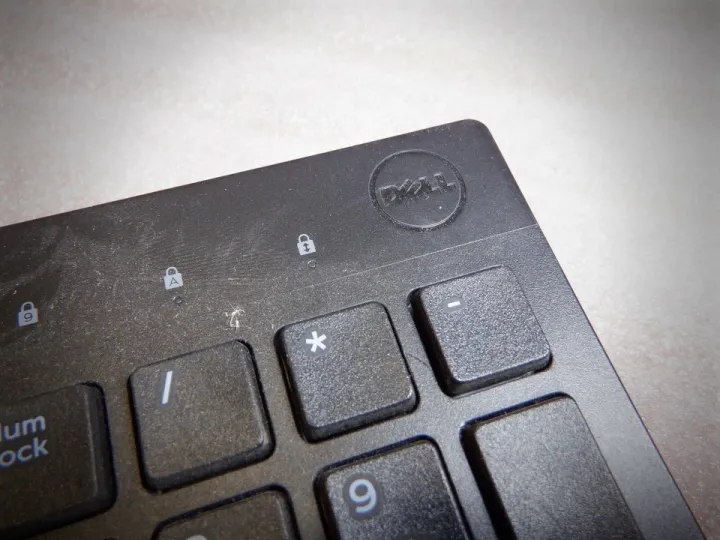 USB%20Wired,%20Original%20Dell,%20Keyboard%20for%20Desktop,%20Silent%20Typing,%20Plug%20&%20Play,%20Standard%20Keyboard,%20Laptop%20Compatible,%20Soft%20Keys,%20Comfortable%20Typing%20-%20Image%204