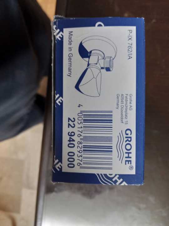 Grohe%20Angle%20Valve/TeeCock%20Medium%201/2x1/2,%2022940%20Metal%20head%20Angle%20Stop%20Valve%20Hot%20and%20Cold,%20Angle%20for%20Basin,%20Commode%20and%20Sink%20etc%20Original%20Grohe%20Brass%20-%20Image%203