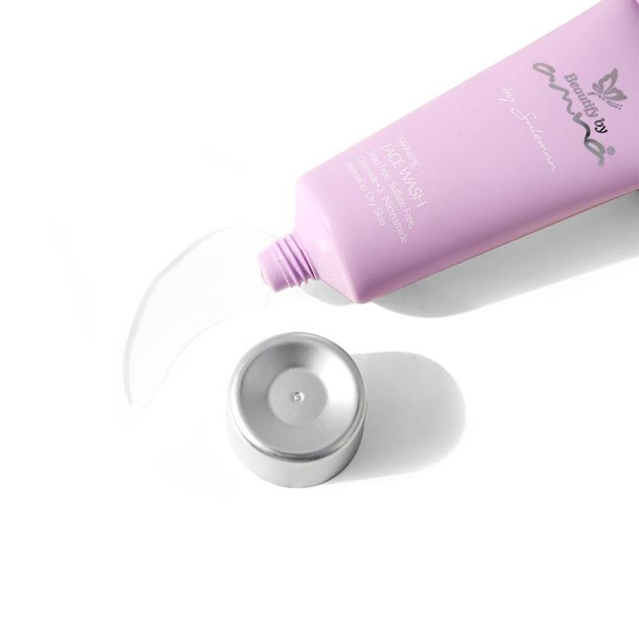 HYDRATING FACE WASH