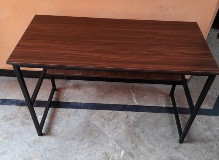 Computer%20Desk%20Study%20Table%20Gaming%20Writing%20Workstation%20Home%20Office%20Desk%20in%204%20colors,%20with%2018guage%20metal%20frame,%20laminated%20wooden%20-%20Image%208