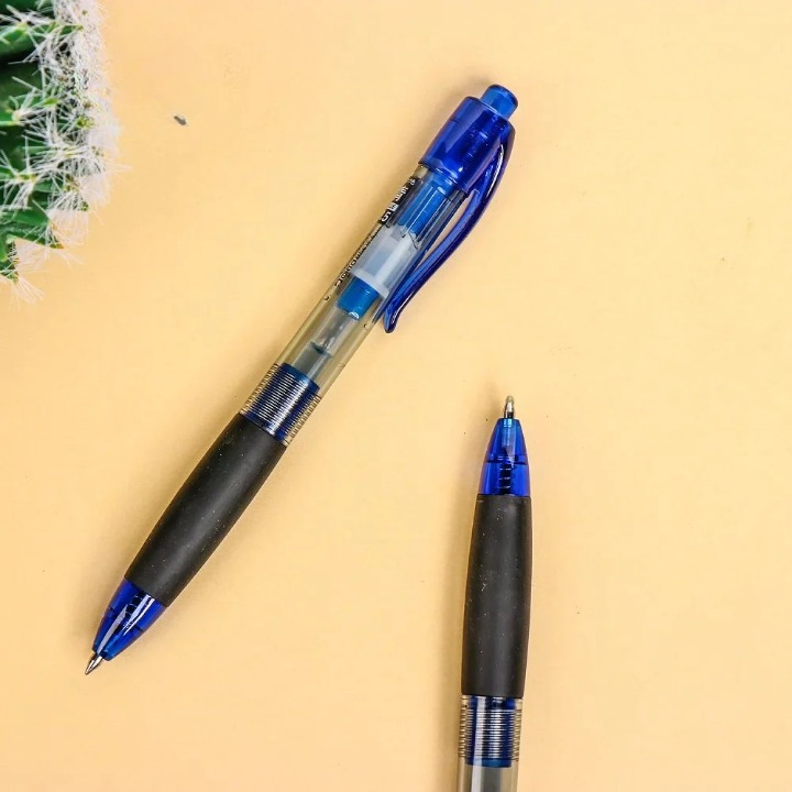 OHTO%20Japan%20Gel%20Ink%20Roller%20Pen%20%E2%80%93%20Smooth,%20Smudge-Free%20Writing%20%E2%80%93%20Fine%20Point%20Precision%20%E2%80%93%20Fast-Drying%20Ink%20%E2%80%93%20Perfect%20for%20Journaling,%20Note-Taking,%20and%20Everyday%20Use%20%E2%80%93%20Premium%20Quality%20Japanese%20Design%20-%20Image%206