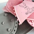 Silicone Foot Shower Massager with Non-slip Suction Cups, Bath Scrubber Cleaner Pad, Foot Massage Improve Circulation Reduce Pain Acupressure Mat for Feet, Rub Back Massage Brush Cleaning Bathing Tool Dead Skin Removal For Exfoliating Achy Large & Medium. 