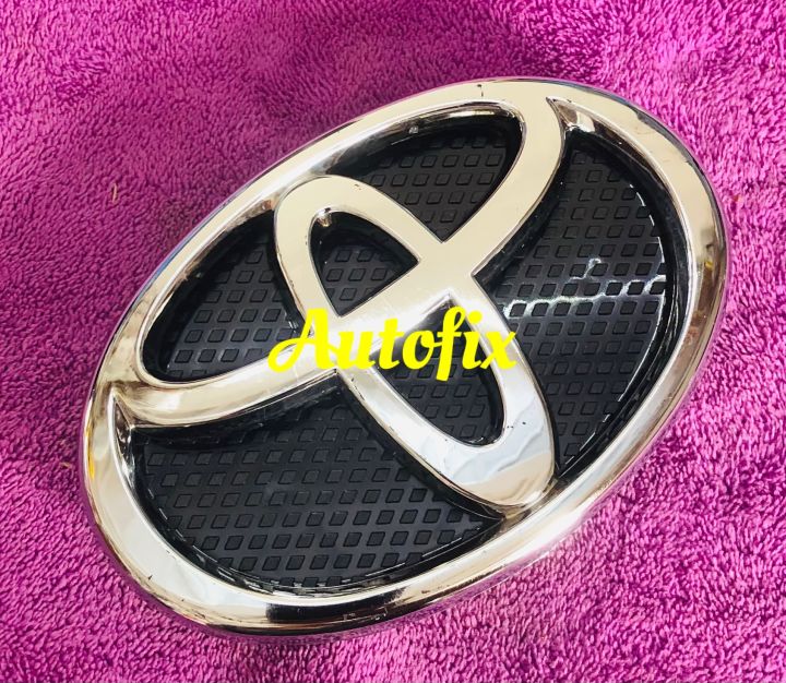 Toyota Belta front Plastic logo Black color 01 Piece