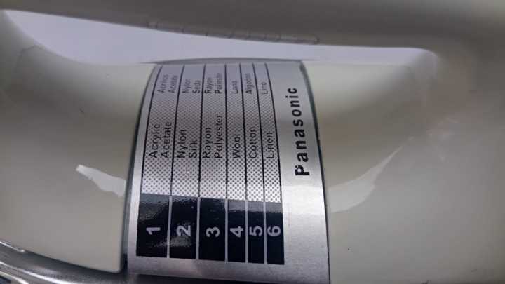 DC%2012V%20Solar%20Iron%20%E2%80%93%20Portable,%20Energy-Efficient,%20&%20Eco-Friendly%20Travel%20Iron%20Solar%20Panel%20for%20Home%20and%20Outdoor%20Use%7CNew%20Technology%20Automatic%2012%20Volts%20Direct%20Battery%20Operated%20Solar%20Energy%20DC%20Power%20UPS%20Dry%20Iron%20Best%20Quality%20-%20Image%204