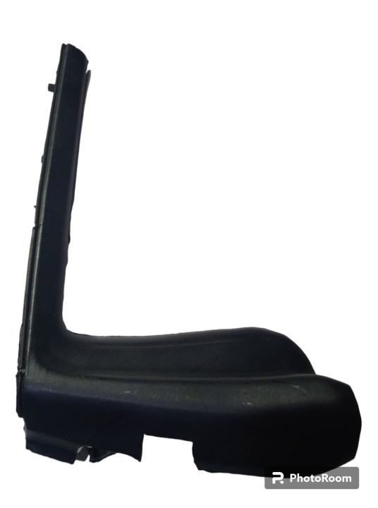 Toyota%20Vitz%20Wiper%20Sheild%20Corner-Wiper%20Choriya%202015-2018%20Pc%20-%20Image%205