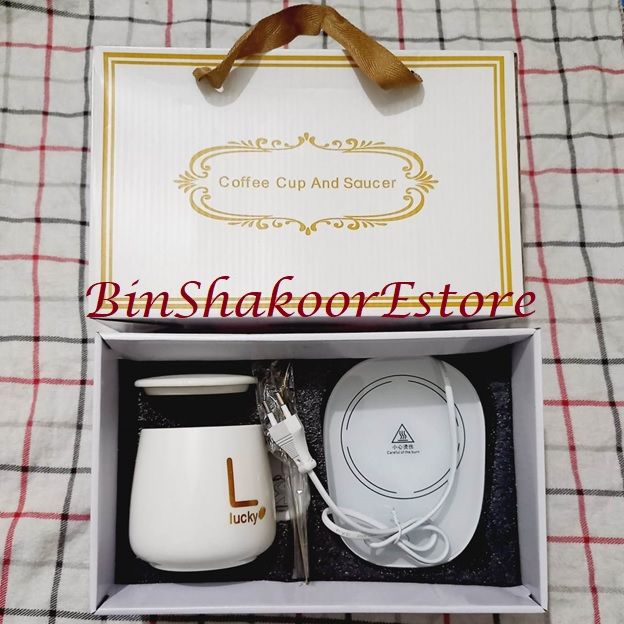 Electric%20Warmer%20with%20Elegant%20Ceramic%20Mug%20-%20Image%204