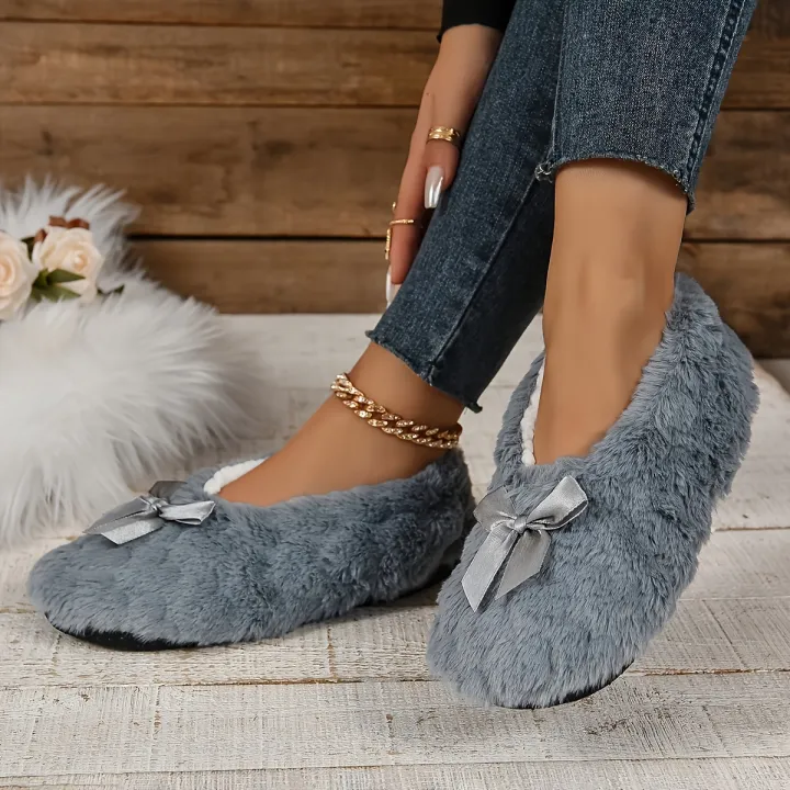 Women's%20indoor%20warm%20soft%20plush%20slippers%20/%20Warm%20Indoor%20For%20Carpet%20Slippers%20-%20Image%204