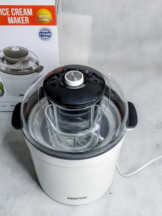 Geepas%20Ice%20Cream%20Maker%20Machine%20BPA%20Free%20%7C%20Makes%20Delicious%20Homemade%20Soft%20Ice%20Cream,%20Gelato,%20Frozen%20Yoghurt%20&%20Sorbet%20-%20Image%207