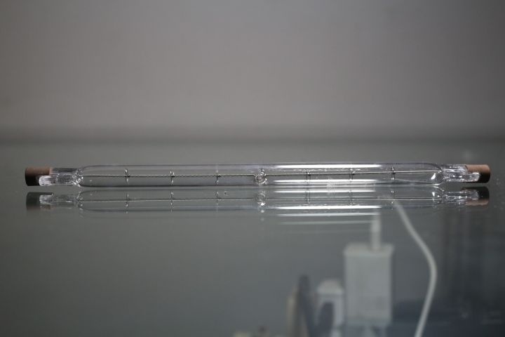 Ultra-Bright 1000W Linear Halogen Bulb (220V, R7S J189) - Illuminate Your World.