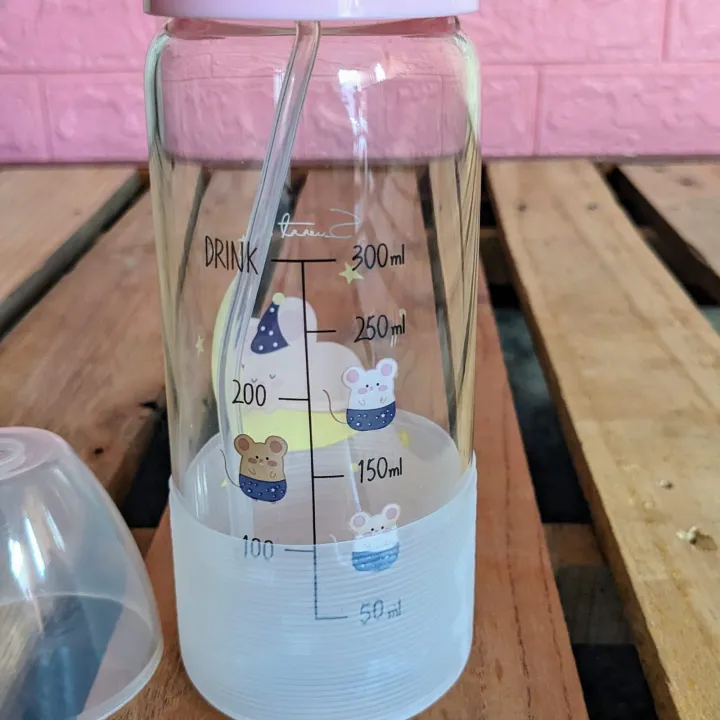 Glass%20Feeder%20for%20baby,%20Baby%20Feeder%20With%20cover%20Imported%20Glass%20Feeder%20250ml/300ml%20-%20Image%207