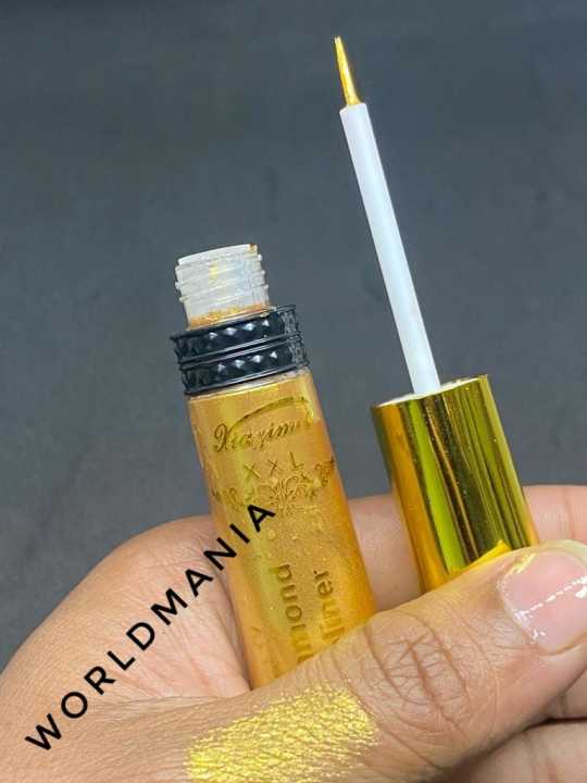 Glitter%20Eye%20Liner%20Silver%20&%20Golden%20for%20Eye%20Makeup%20(PACK%20OF%202)%20-%20Image%205