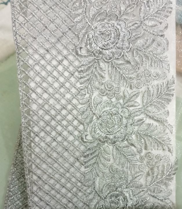 FASHION!%20ONE%20GAZ%20(%20YARDS)%20/%20FANCY%20LACE%20EMBROIDERED%20PATCH%20FOR%20WOMEN%20CLOTHES%20/%20SIZE%207%20INCH%20WIDTH%20-%20Image%204