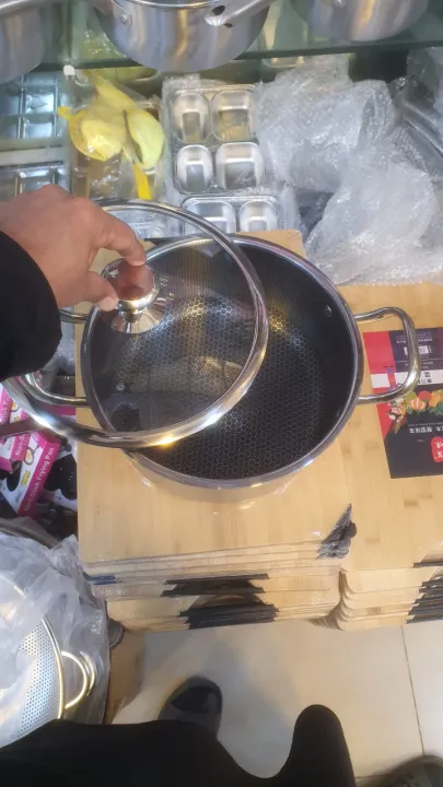 Dual%20Handles%20Honeycomb%20Print%20Single%20Sided%20Laser%20Coated%20Nonstick%20Steel%20Soup%20Pot%20With%20Lid,%20Nonstick%20Pan%20Honeycomb%20Protective%20Layer%20Skillet%20Induction%20Pot%20-%20Image%206