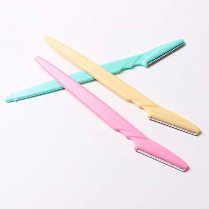 Pack%20of%203%20Tinkle%20Eyebrow%20Razor%20%7C%20Original%20Tinkle%20Razor%20for%20Face%20%7C%20Facial%20Razor%20for%20Women%20%7C%20Eyebrow%20Razor%20for%20Women%20%7C%20Body%20Razor%20for%20Sensitive%20Skin%20%7C%20Multi-Purpose%20Facial%20&%20Body%20Razor%20for%20Smooth%20Shaving%20&%20Gentle%20Hair%20Removal%20%7C%20Perfect%20for%20Eyebrows%20&%20Face%20-%20Image%204