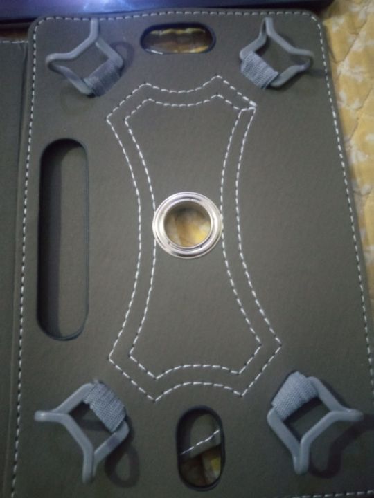 Universal%20Tablet%20Cover%2010%20Inches%20-%20Image%209