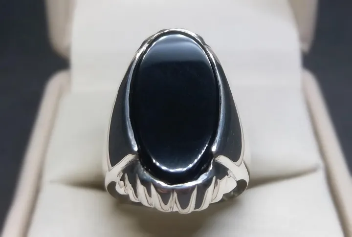 Mens%20Black%20Aqeeq%20Ring%20Sterling%20Silver%20925%20Onyx%20Ring%20Carnelian%20Statement%20Ring%20Hakik%20Ring%20Yemen%20Aqiq%20Ring%20Yemeni%20Artisan%20Black%20Agate%20Ring%20For%20Men%20-%20Image%204