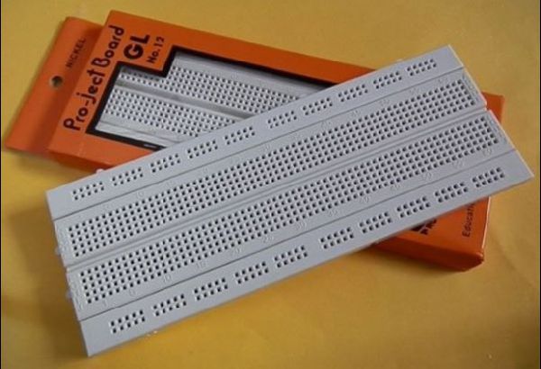 ARDUINO%20GL-12%20840%20Hole%20Solderless%20BreadBoard%20Experimental%20Breadboard%20Sideburn%20universal%20P-C-B%20circuit%20board%20175x67x9mm%20-%20Image%207