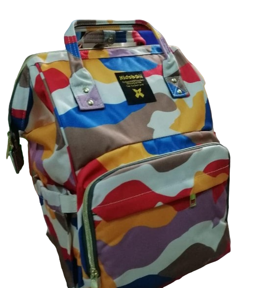 Elegant%20Large%20Capacity%20Multifunctional%20Diaper%20Bag%20with%20Insulated%20Bottle%20Pockets%20and%20Waterproof%20Fabric%20-%20Image%206