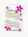 Pack Of 2 Hair Clip For Girls Multidesign White. 