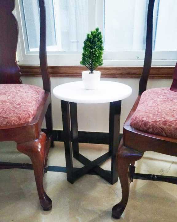 Side%20Table-Coffee%20Table-Stylish%20Table%20(Criss%20cross%20design)%20-%20Image%205