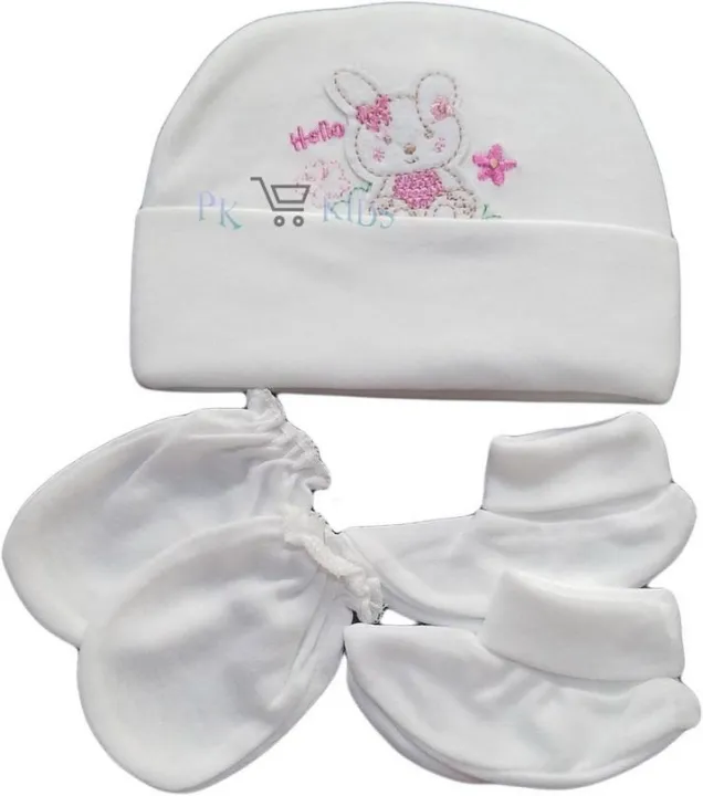Cotton%20Baby%20Caps%20Pack%20Of%203%20Items%20Set%20-%20Image%203
