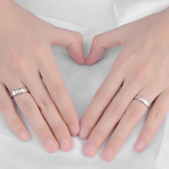 %E2%80%8B%E2%80%8B%E2%80%8B%E2%80%8B%E2%80%8B%E2%80%8B%E2%80%8B%E2%80%8B%E2%80%8B%E2%80%8B%E2%80%8B%E2%80%8B%E2%80%8B%E2%80%8Bcouple%20silver%20ring%20plated%20platinum%20pair%20of%20men%20and%20women%20fashion%20opening%20wedding%20ring%20-Adjustable%20-%20Image%205