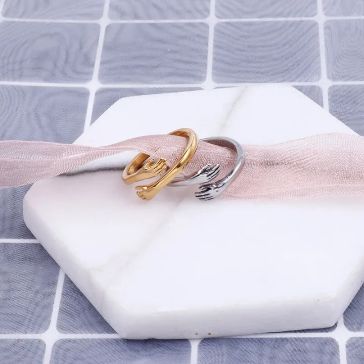 Hug%20Ring%20For%20Girls%20%7C%20Adjustable%20Love%20Couple%20Rings%20%7C%20Pack%20Of%20Two%20Rings%20Gold%20&%20Silver%20-%20Image%2010
