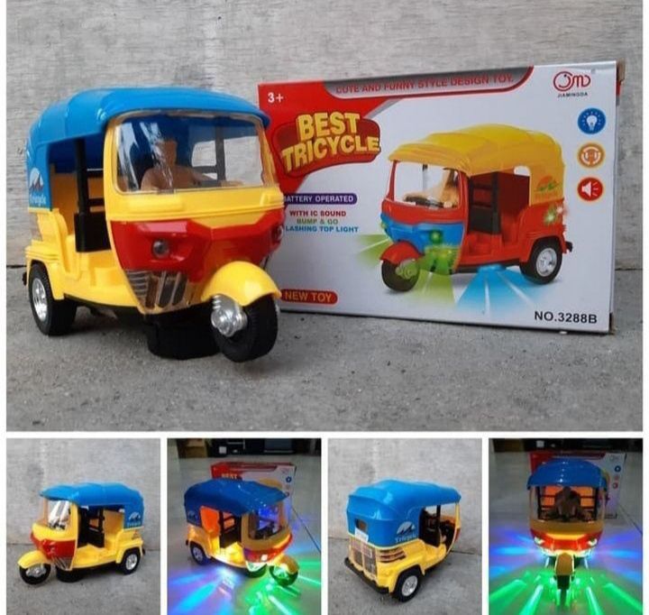Battery%20Operated%20Auto%20Rickshaw%20-%20Moving%20With%20Light%20N%20Music%20Auto%20Rikshaw%20toy%20Bettery%20Operated%20Lighting%20&%20Music%20-%20Image%205
