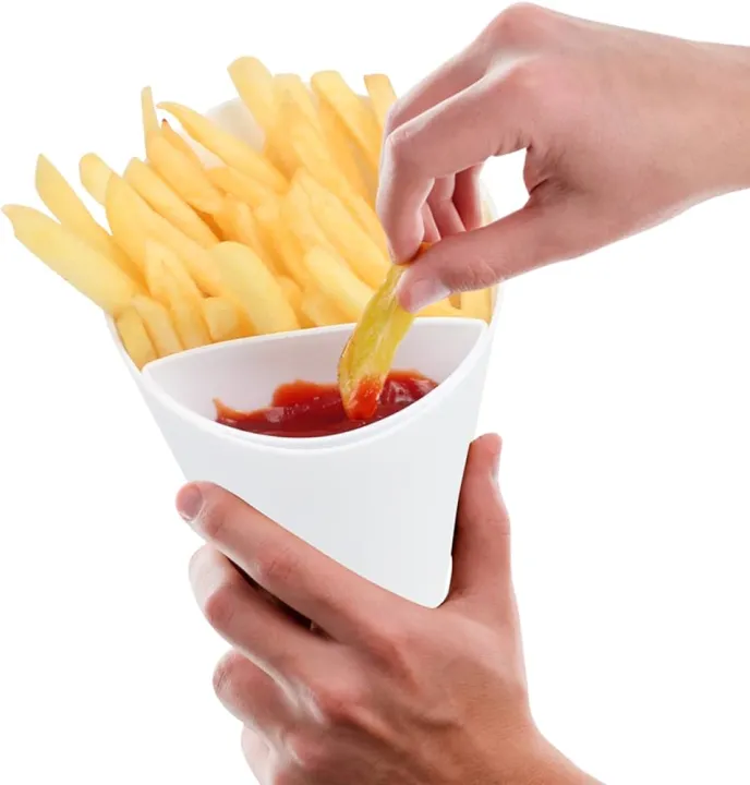 crisp%20&%20dip%20cup%20/chips%20&%20catchup%20cup%20/%20pure%20high%20quality%20plastic%20%20for%20french%20fries%20and%20other%20snacks%20with%20a%20sauce%20slot%20-%20Image%203