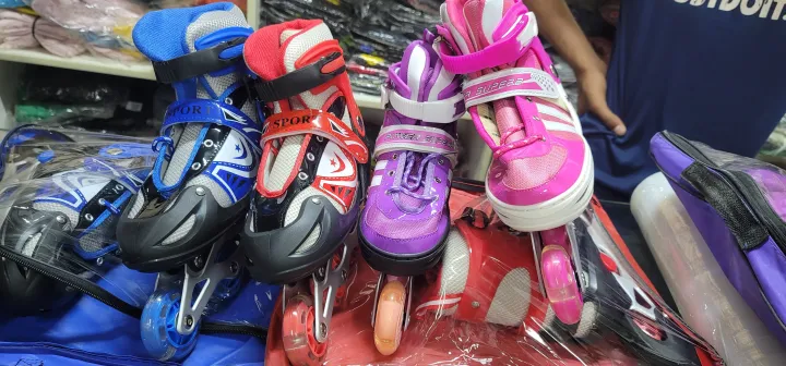 ADJUSTABLE%20INLINE%20SKATE%20SHOES%20ROLLERS%20FOR%20BOYS%20GIRLS%204%20WHEEL%20SKATE%20SHOES%20FOUR%20WHEELS%20-%20Image%206