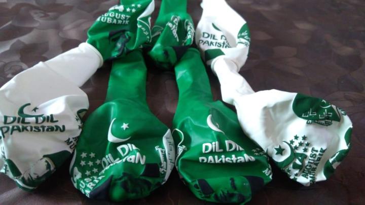 Balloons Independence Day 14 August Balloon White and Green Kids Party Fun Play