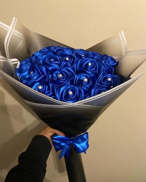 ELEGANT%20ROSE%20BOUQET-%20Ribbon%20rose%20bridal%20wedding%20bouquet-%20BOUQET%20GIFTS%20FOR%20FRIENDS%20,%20FIANCE,%20LOVER%20-%20Image%202