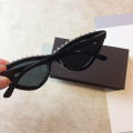 Vintage Luxury Crystal Diamond Sunglasses Women Brand Designer Black Pink Frame Cat Eye Sun Glasses Bling Bling Eyewear. 