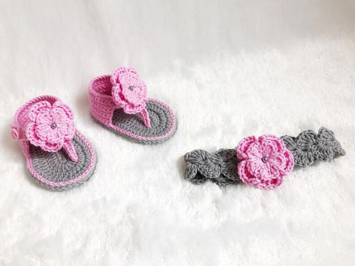 Crochet%20Baby%20Pink%20and%20Grey%20shoes%20and%20headband%20set%20-%20Baby%20headband%20-%20Crochet%20shoes%20-%20Baby%20Shoes%20-%20Baby%20girl%20set%20-%20Baby%20girl%20shoes%20-%20Image%202