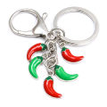 Fashion Alloy Mini Pepper Keychain Creative Red Green Chili Pendant Keyring Bag Car Key Jewelry Accessory For Women Men Gifts. 
