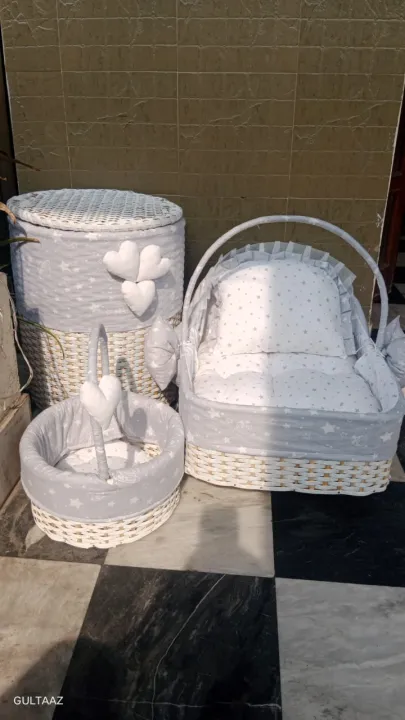 Gultaaz%20%7CNew%20bronbaya,bessinet%20,basket%20,Decor%20,in%20a%20Bassinet%20,for%20%7Ccute%20baby%20%7CTHINGS%20TO%20ASK%20WHEN%20BUYING%20A%20BABY%20BASSINET%7CBASKET?%20-%20Image%203