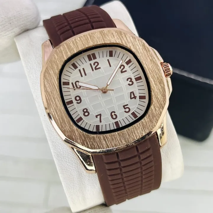Bin-b%20Trending%20Unisex%20Sports%20Watch%20for%20Men%20and%20Boys%20Durable%20Rubber%20Strap%20Quartz%20Watch%20Durable%20Square%20Design%20Multiple%20Colors%20-%20Image%203