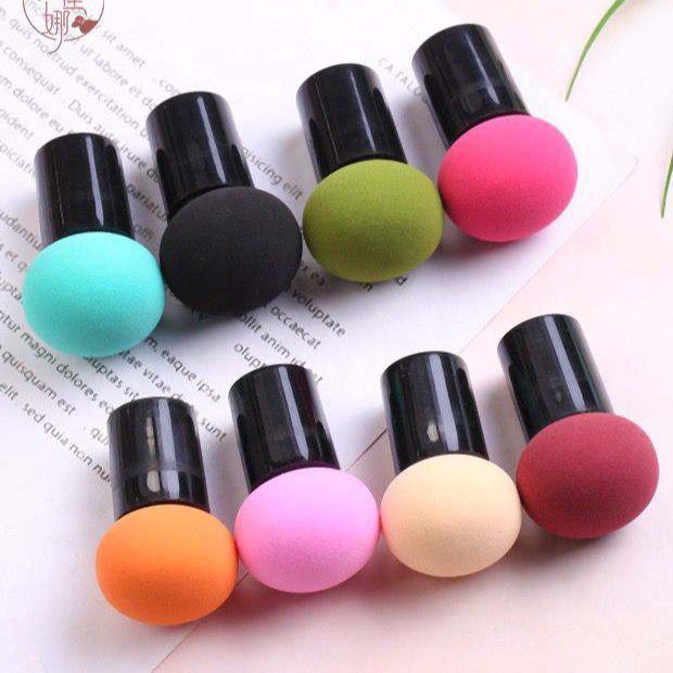 Makeup Blender Sponge With  Handle